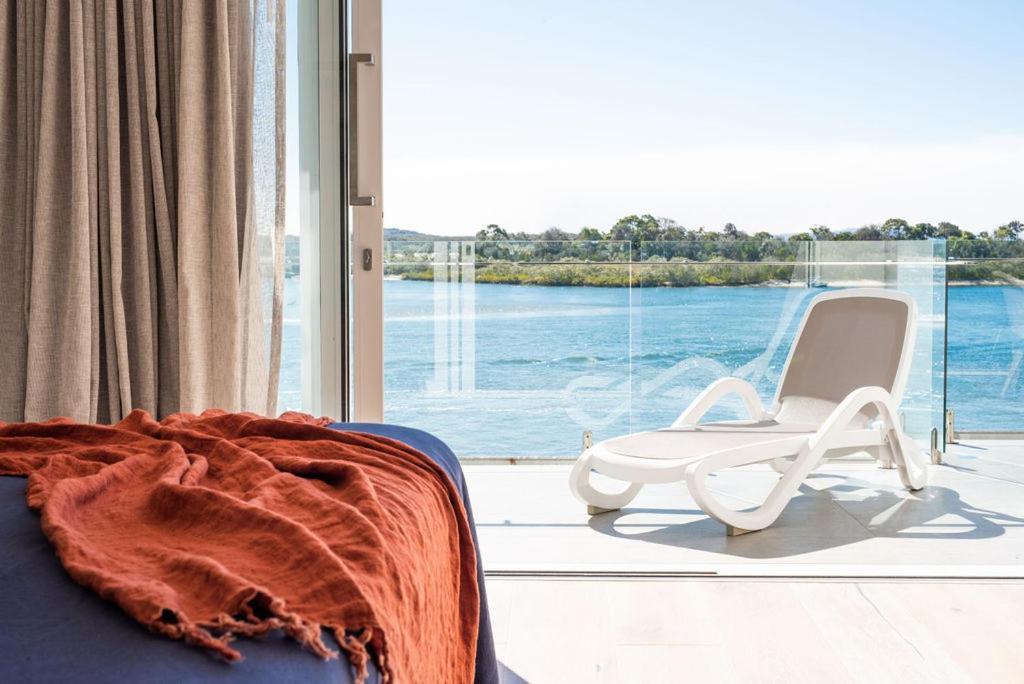 Noosa Quays Aparthotel ภายนอก รูปภาพ