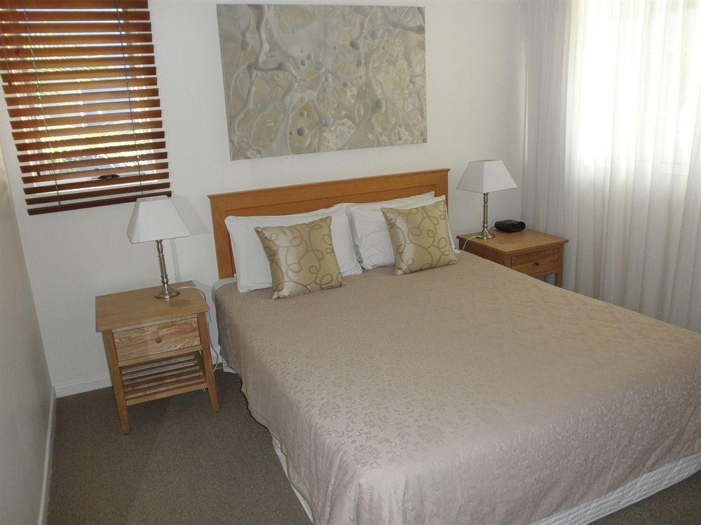 Noosa Quays Aparthotel ภายนอก รูปภาพ
