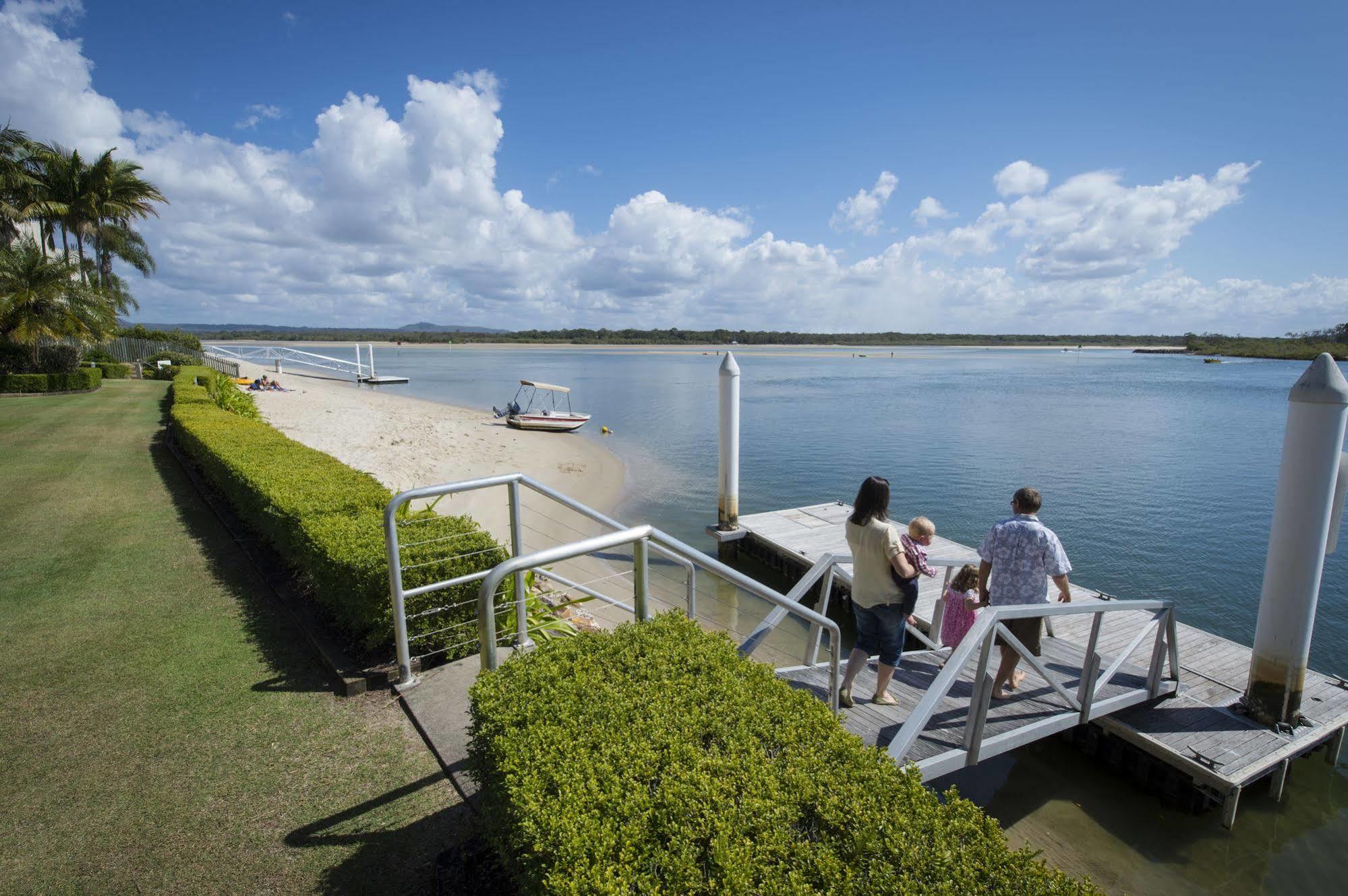 Noosa Quays Aparthotel ภายนอก รูปภาพ